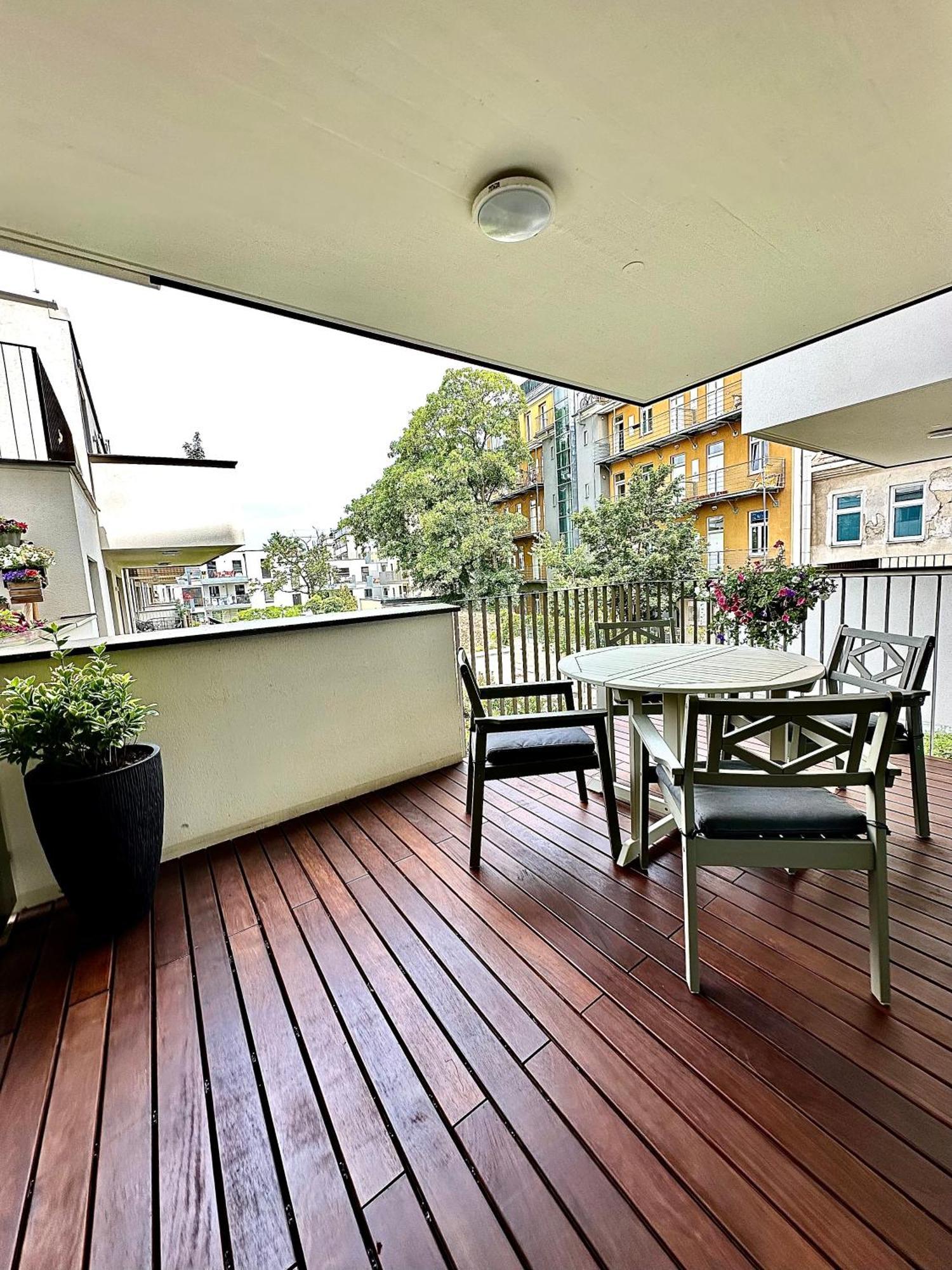 Vienna Sunny Side Up Apartments Luaran gambar