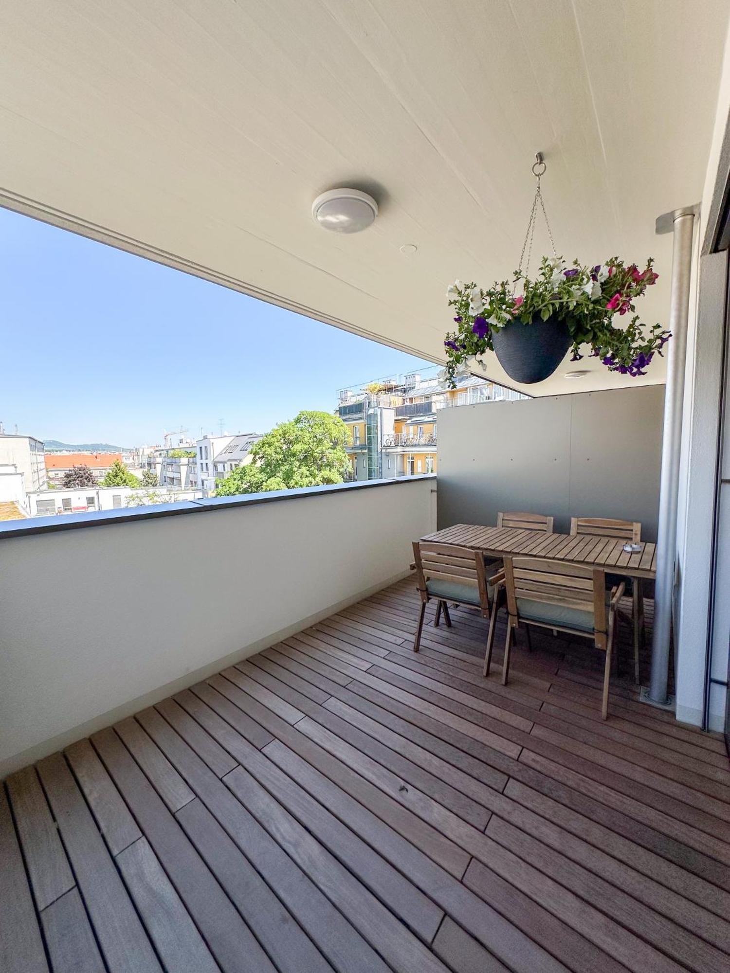 Vienna Sunny Side Up Apartments Luaran gambar
