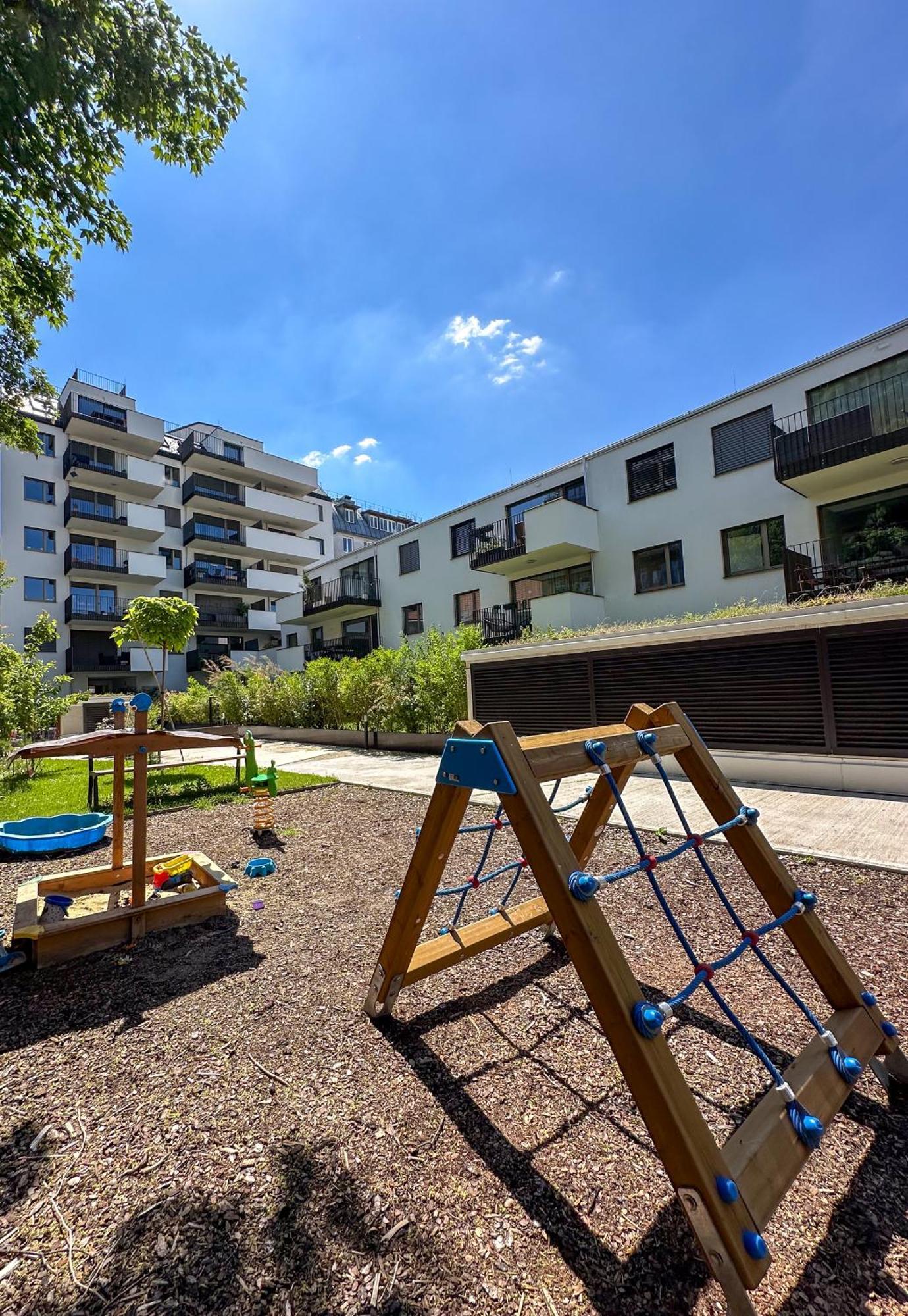 Vienna Sunny Side Up Apartments Luaran gambar