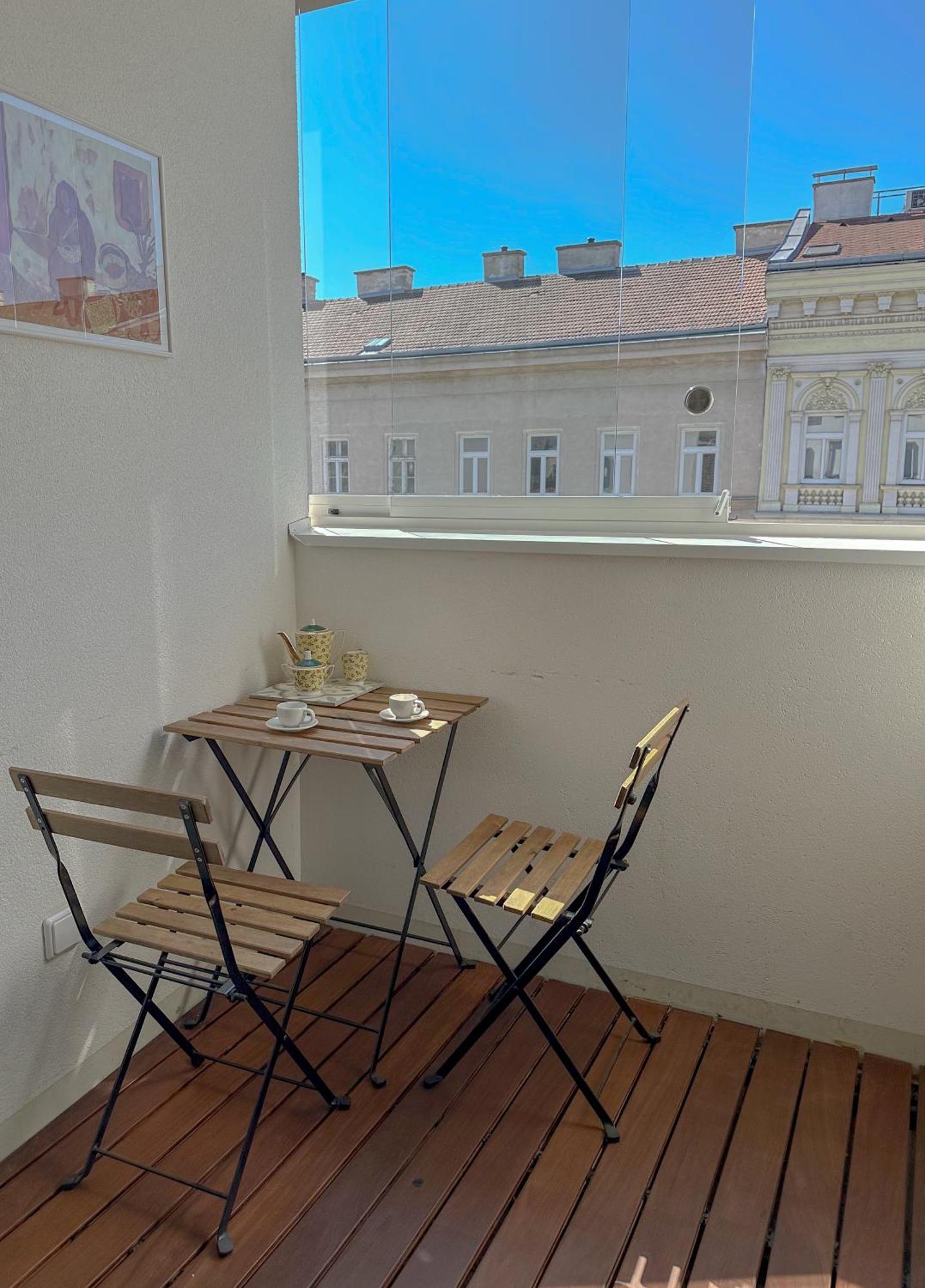 Vienna Sunny Side Up Apartments Luaran gambar