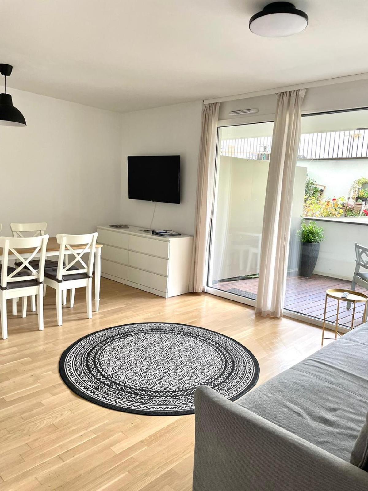 Vienna Sunny Side Up Apartments Luaran gambar