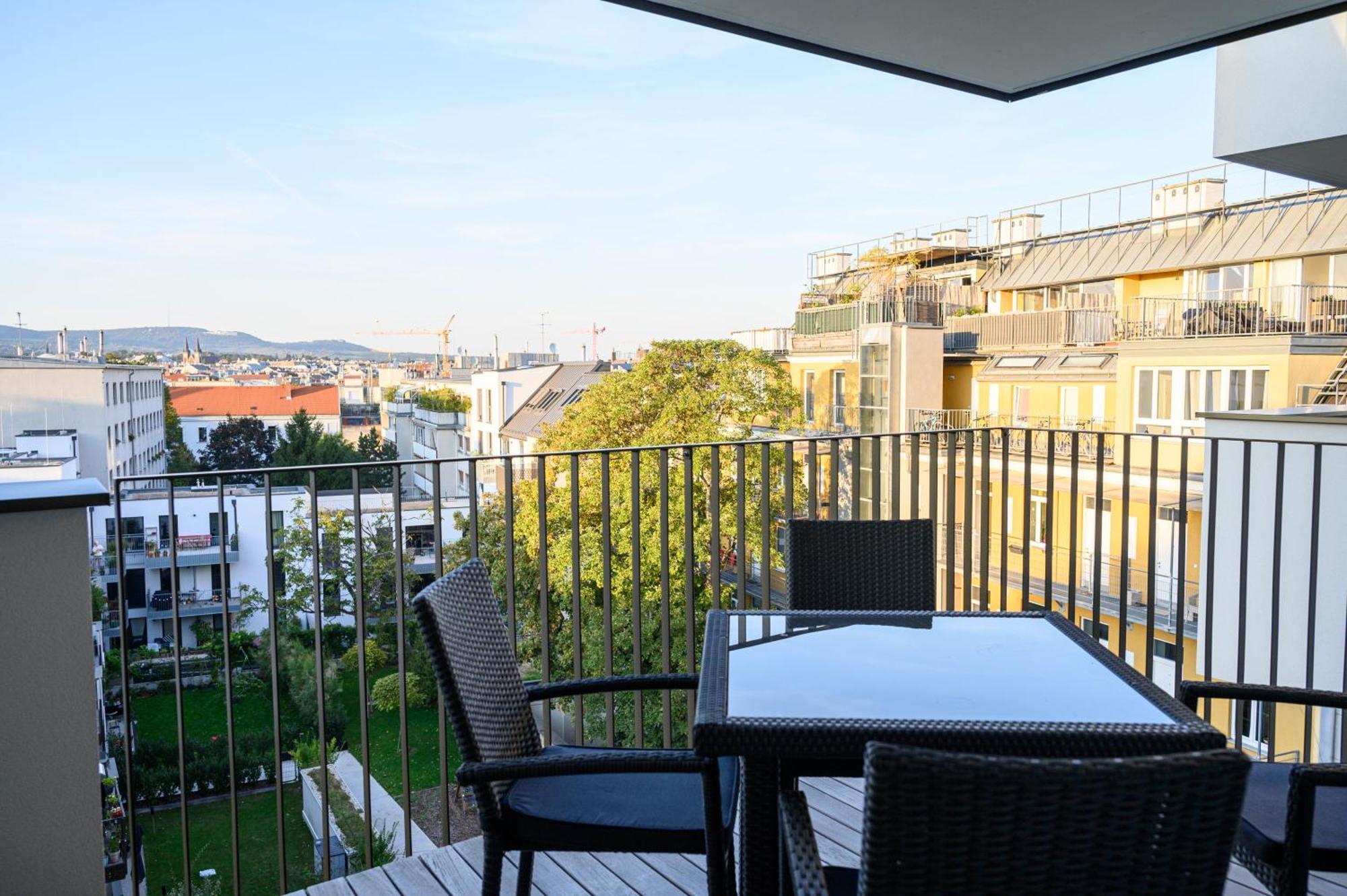 Vienna Sunny Side Up Apartments Luaran gambar