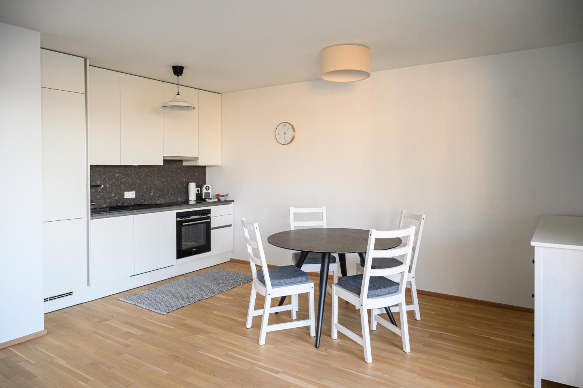 Vienna Sunny Side Up Apartments Luaran gambar