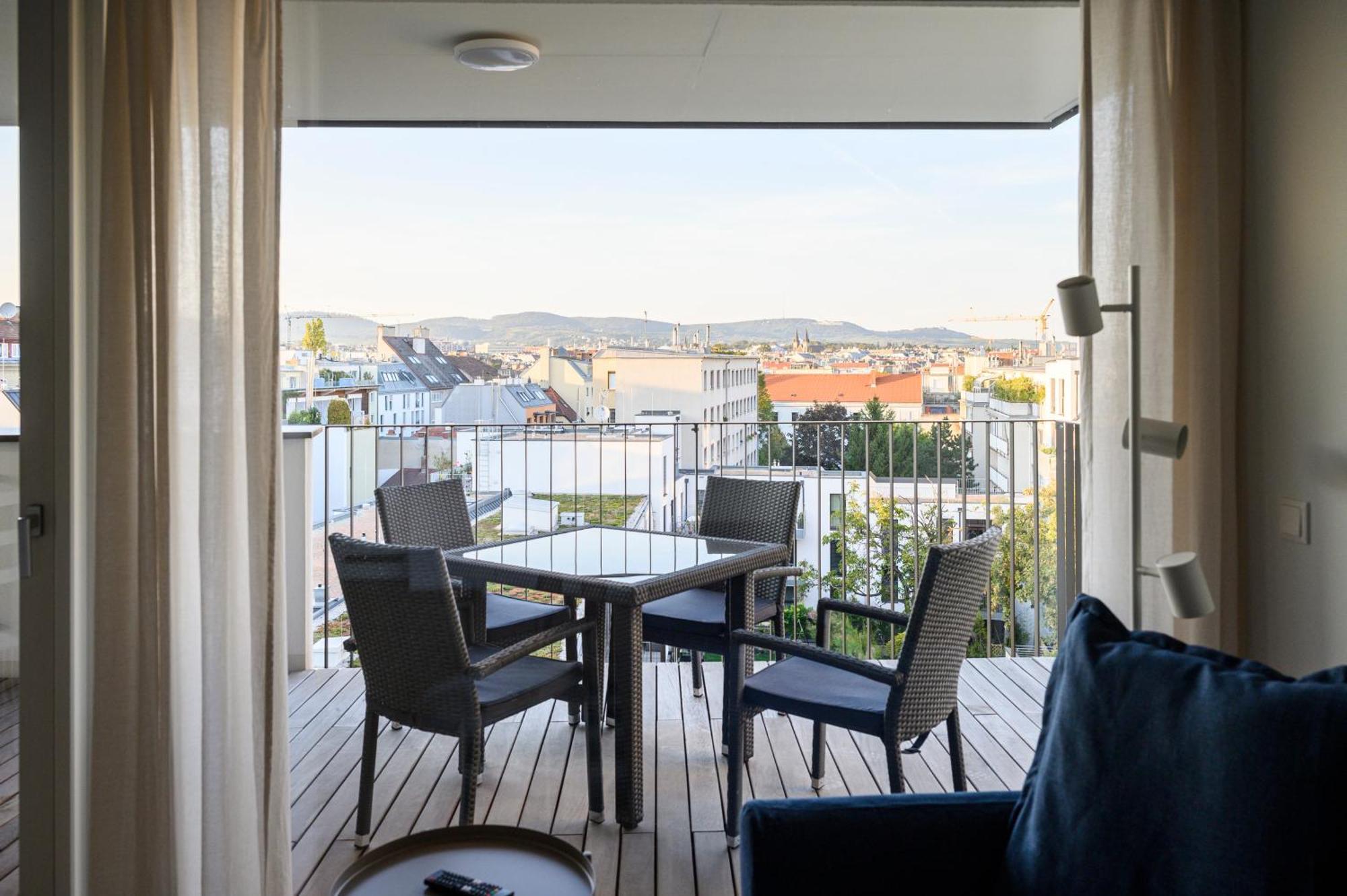 Vienna Sunny Side Up Apartments Luaran gambar